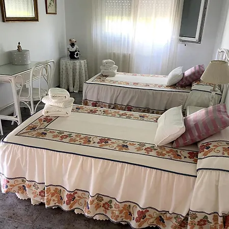 Villa Summer House In